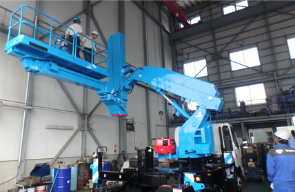 橋梁点検車オペ付き派遣サービス